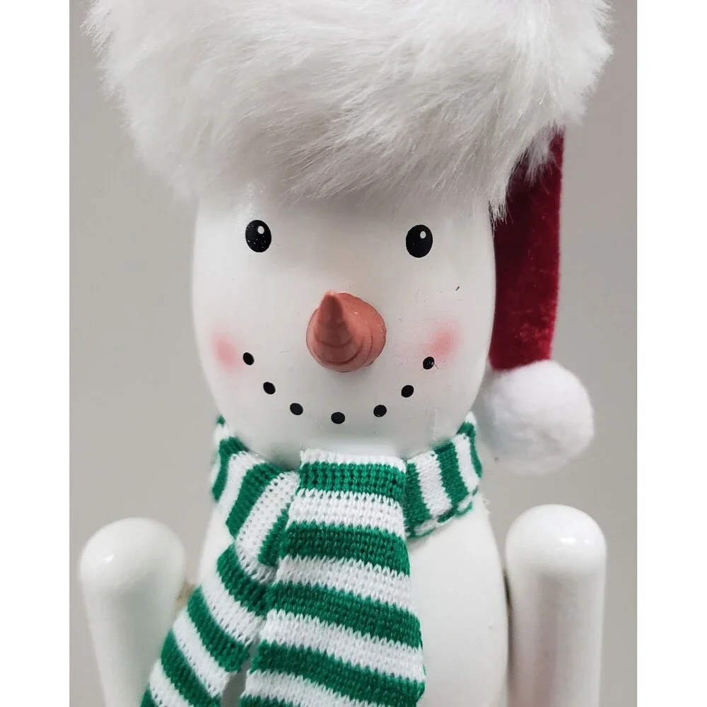 Wooden Nutcracker, 14